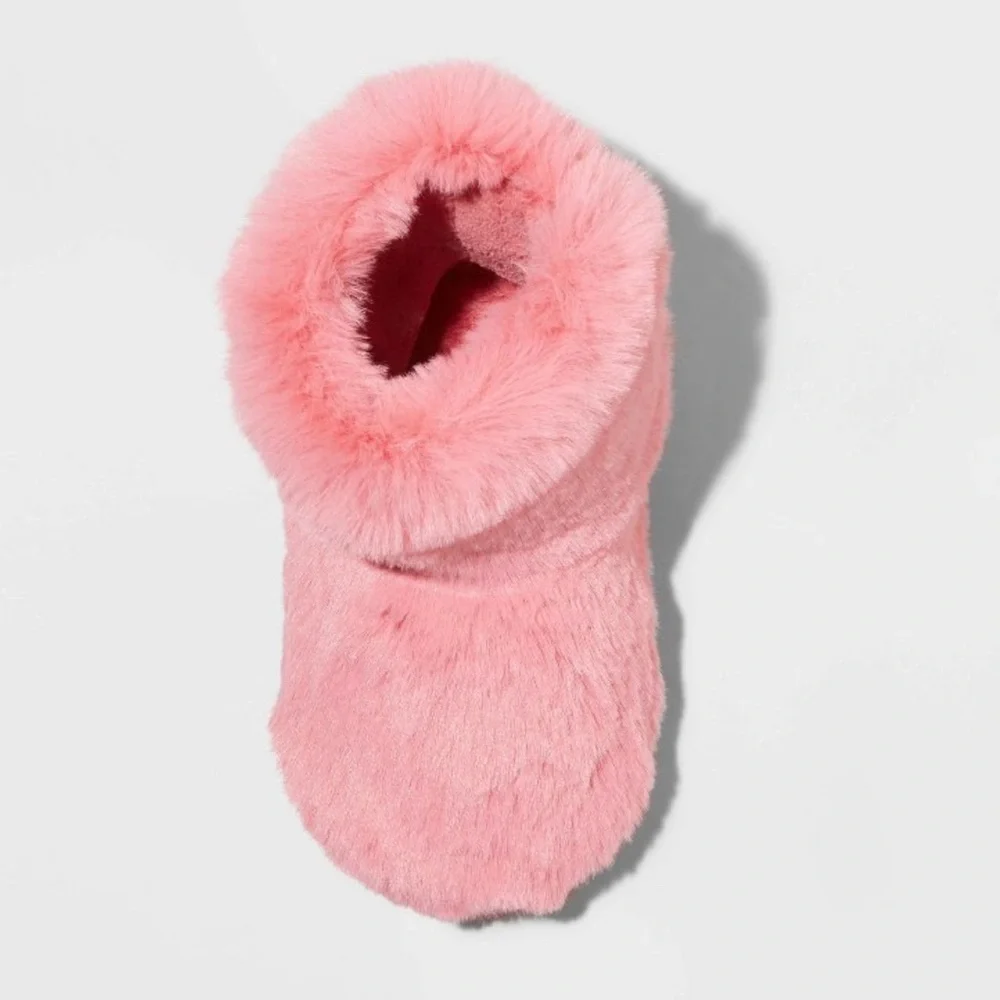 Cat & Jack Toddler Girls’ Dallas Fur Bootie Slippers, Vibrant Coral Pink